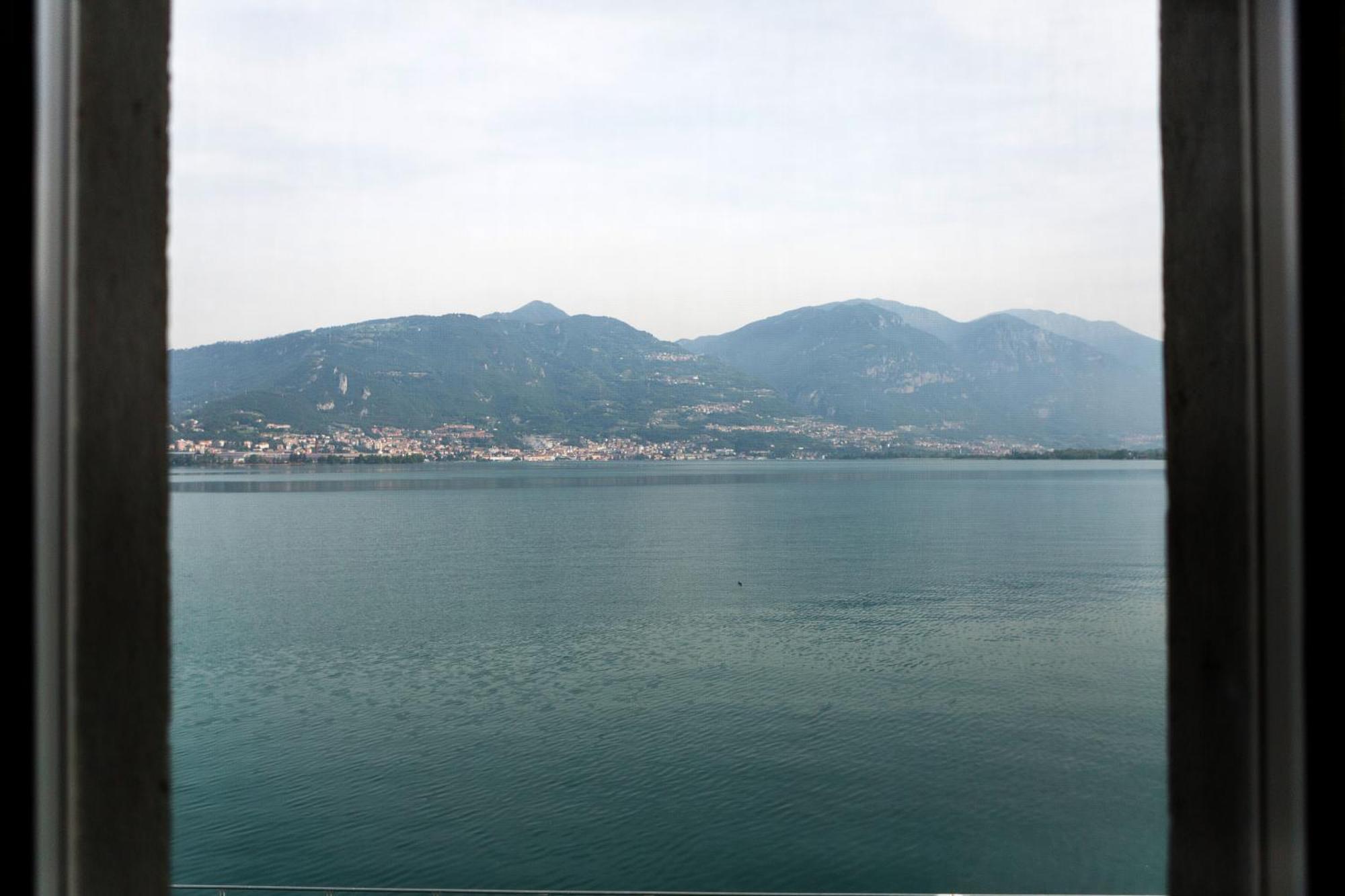 Lakefront Home Residenza Il Gallo In Riva Al Lago 피소그네 외부 사진