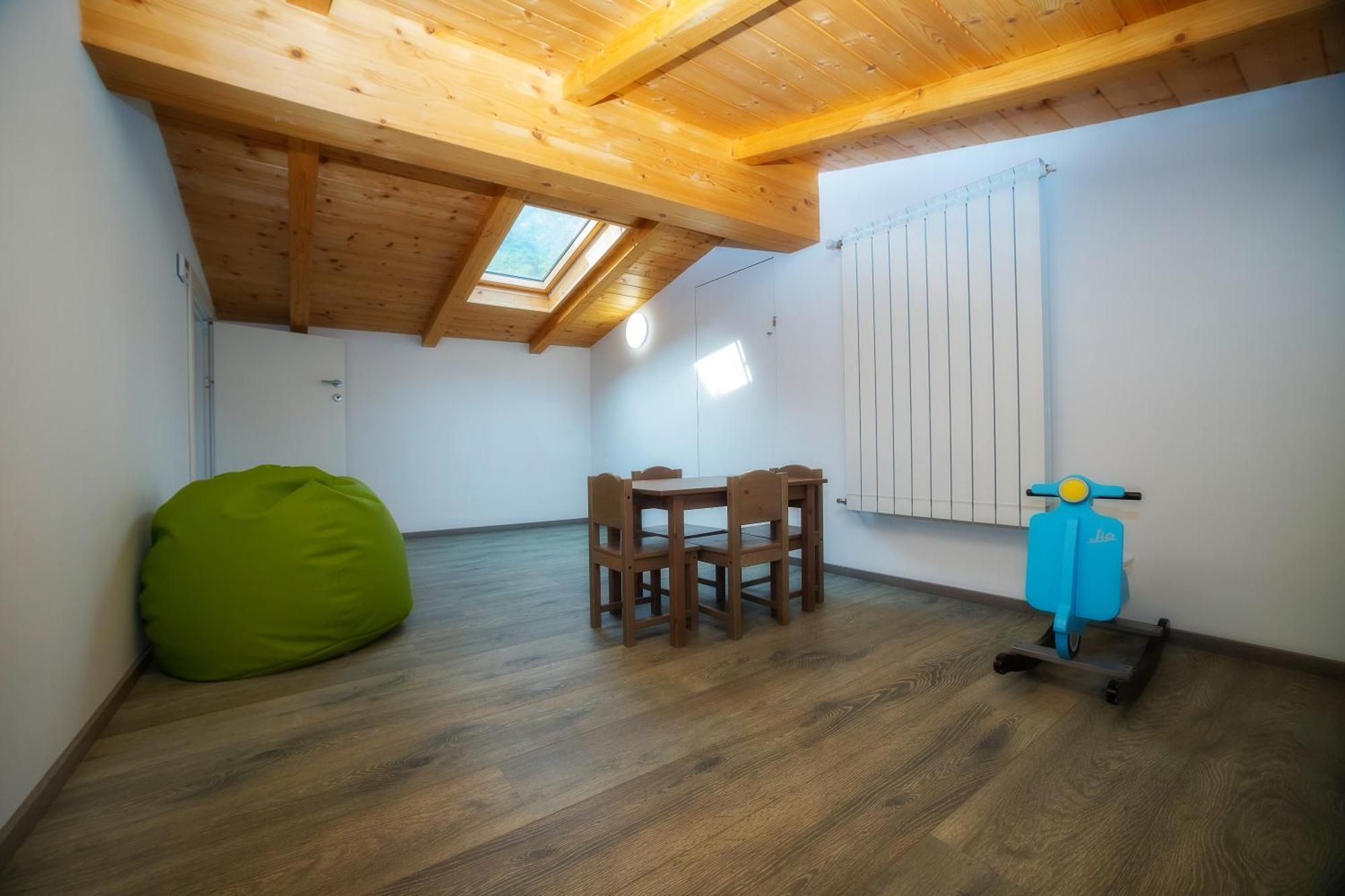 Lakefront Home Residenza Il Gallo In Riva Al Lago 피소그네 외부 사진